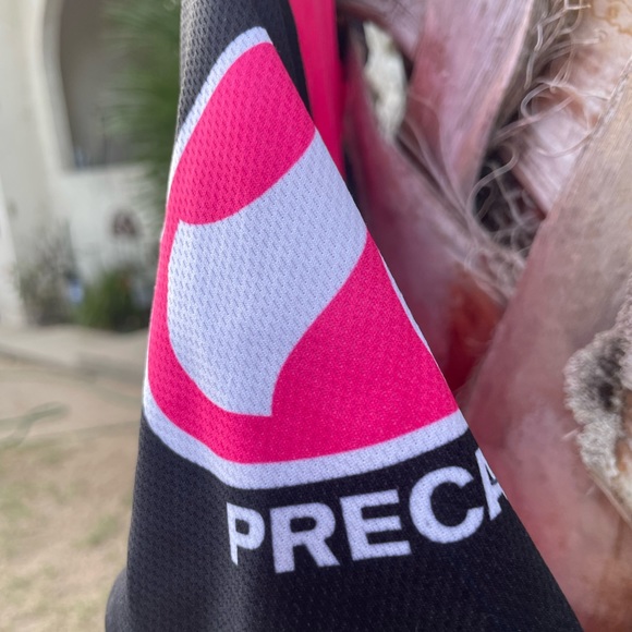 Women’s Biker Chick bicycle top back pockets Precaryous what is life size l - Picture 6 of 6